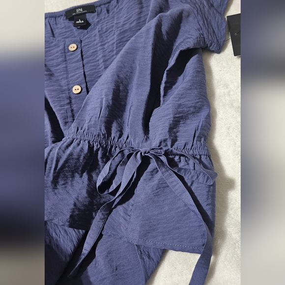 NWT Juniors Size Large Denim Color Short Sleeve Top - Picture 4 of 10